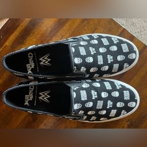WWE Stone Cold Steve Austin Chalk Line Slip Ons, Black Size 10